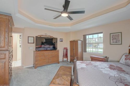 1005 1 Pl, Cape Coral FL  33993-1143 exterior