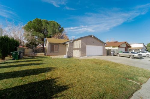 44609 Benald St, Lancaster, CA 93535-3434
