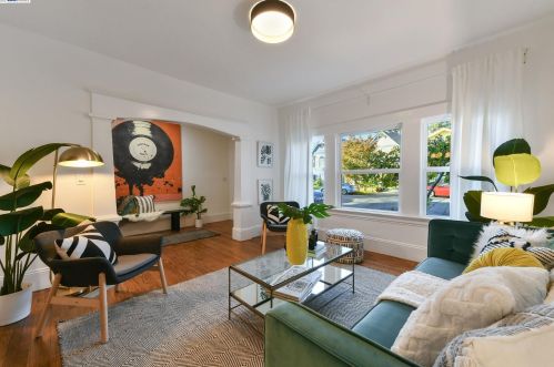 733 59th St, Oakland CA 94609-1417 exterior