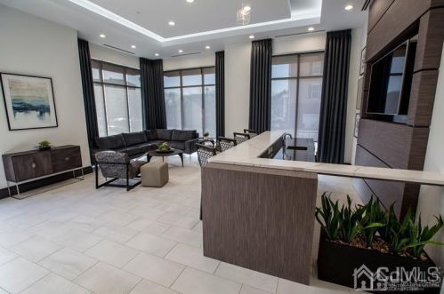 3304 Pine Valley Way, Piscataway NJ  08854-6475 exterior
