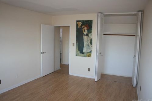 2370 North Ave, Bridgeport CT  06604-2334 exterior