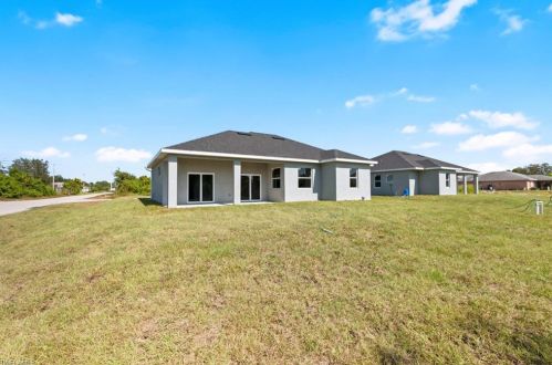 2929 3rd St, Lehigh Acres FL  33936-1875 exterior