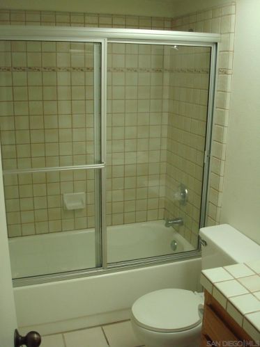 1473 Chalcedony St, San Diego CA 92109-2107 exterior