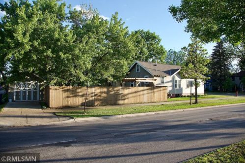 1002 14th Ave, Saint Cloud MN  56304-1740 exterior