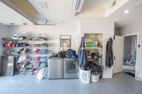 1031 Gale St, Escondido CA  92027-1230 exterior