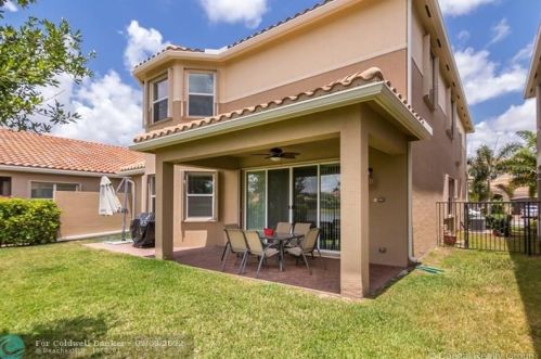 8320 Serena Creek Ave, Boynton Beach, FL 33473-4961