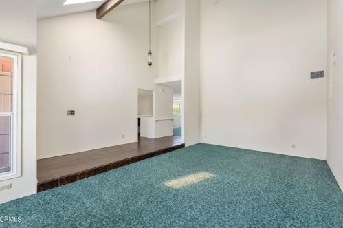 2243 Brower St, Simi Valley CA  93065-2501 exterior