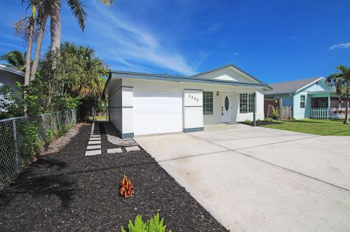 3340 Dixie Hwy, Boca Raton, FL 33431-6008