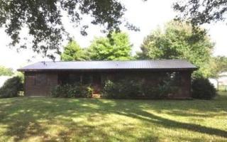 126 Hawkins Rd, Sweetwater, TN 37874-5960