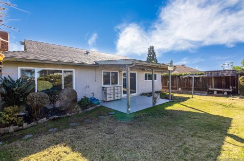 3470 Conrad Ave, San Diego CA  92117-1701 exterior