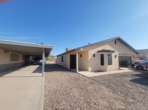 4842 Baronsgate Way, Bullhead City, AZ 86426-6410