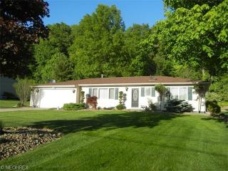 949 Iroquois Run, Macedonia, OH 44056-1230