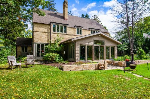 204 Water St, Watertown, WI 53094-5307