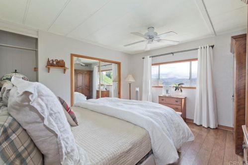 890 Park Pl, El Cajon CA  92021-4300 exterior