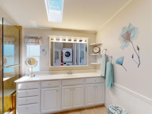 1041 Silver Lakes Blvd, Naples FL  34114-9334 exterior