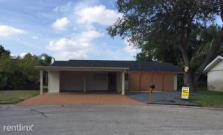 5650 Sam Snead Dr, Harlingen TX  78552-9014 exterior
