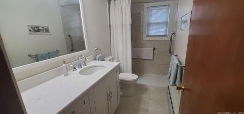 502 Lower Ln, Kensington CT  06037-3116 exterior