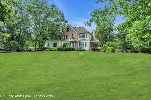 12 Swallow Tail Ct, Jackson Twp, NJ 08527-2872