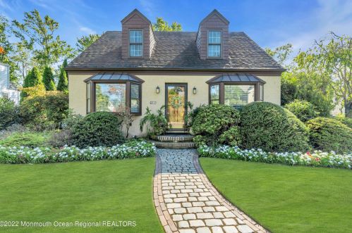 602 Myrtle Ave, Tinton Falls, NJ 07711-1317