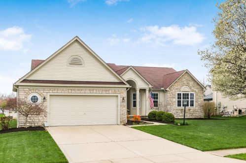 1963 Bellflower Ct, Darbydale, OH 43123-8346