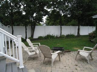 47 Manomet Ave, Hull MA  02045-2506 exterior