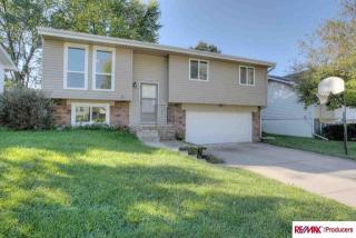 10513 Hartman Ave, Omaha, NE 68134-1232