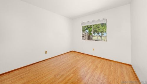 11325 Camarosa Cir, San Diego CA 92126-1621 exterior