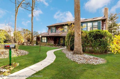 500 Glenmere Ave, Wall Township, NJ 07753-5611