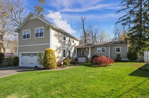 4 Arbor Dr, New Rochelle, NY 10804-1101