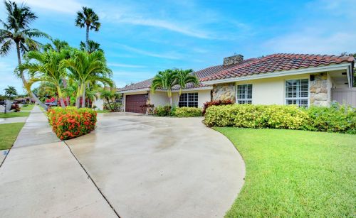2069 7th Ct, Boca Raton, FL 33486-6950
