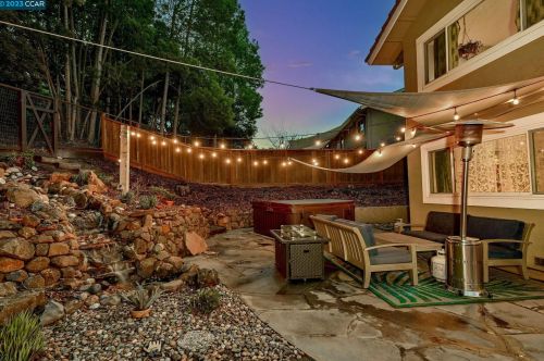 5613 Mount Hood Ct, Pacheco CA  94553-5837 exterior