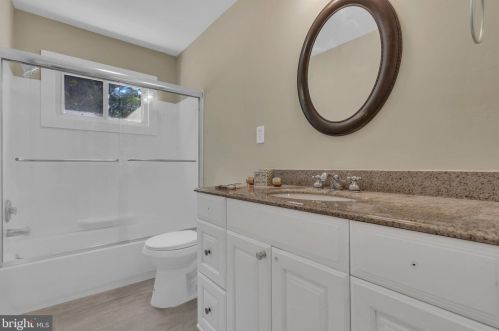 207 Piute Trl, Browns Mills NJ  08015-6125 exterior