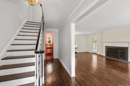 176 Douglas Pl, Mount Vernon, NY 10552-1144