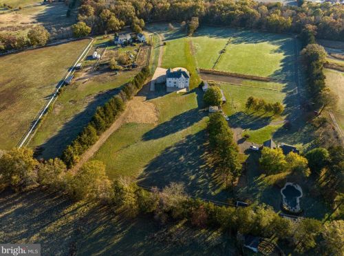 14980 Deepwood Ln, Nokesville VA  20181-2602 exterior
