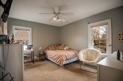 160 White Ave, Hermitage PA  16146-3082 exterior