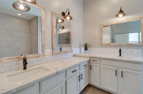 34212 10 St, Phoenix AZ 85085-9216 exterior