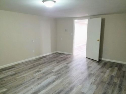 523 Perimeter Dr, Covington KY  41018-2272 exterior