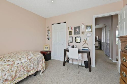 438 Wagon Ave, Pataskala OH  43062-8060 exterior