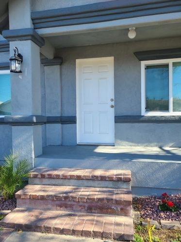 623 Perris St, San Bernardino, CA 92411-2821