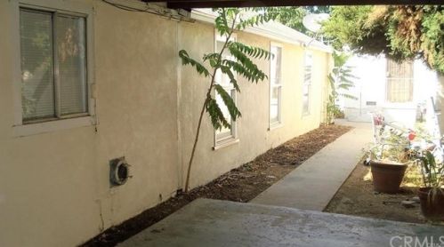 2944 6 St, Riverside CA 92501-0916 exterior