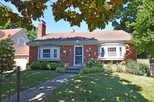 5025 Collinwood Pl, Cincinnati, OH 45227-1412