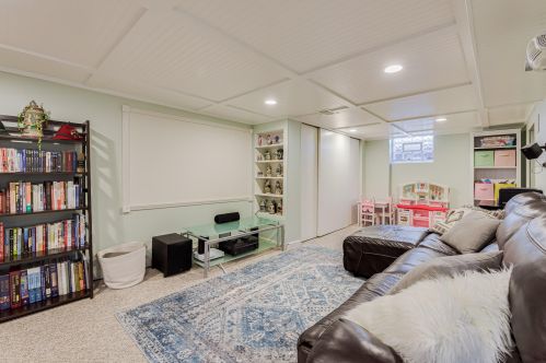 2936 92, Milwaukee WI 53227-3601 exterior