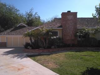 4856 Alamo St, Simi Valley CA  93063-1839 exterior