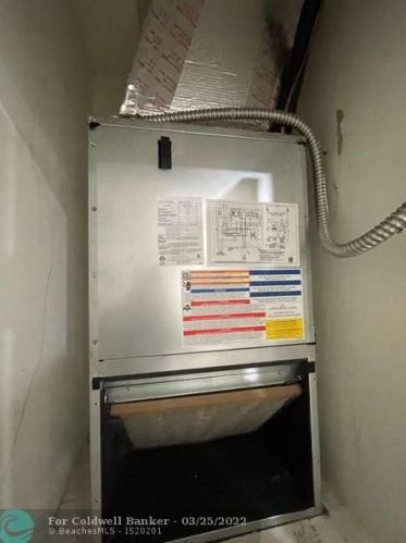 9667 15 Ct, Hollywood FL 33024-4429 exterior