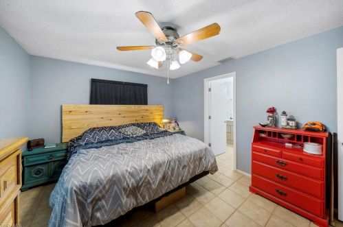 316 Robert Ave, Lehigh Acres FL 33936-4338 exterior