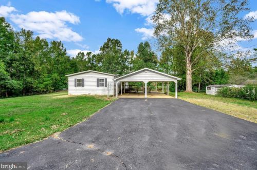 6705 Fisher Dr, Spotsylvania VA  22551-2613 exterior