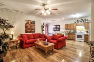 136 Canton Ct, Goodlettsville, TN 37072-2173
