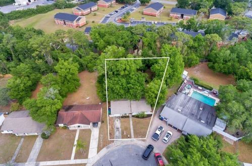 5658 Pinerock Rd, Orlando, FL 32810-4527