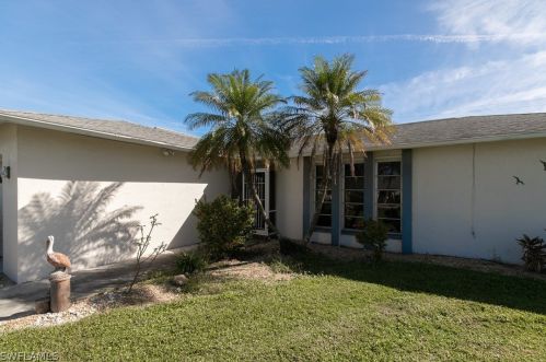 3527 2nd Ave, Cape Coral, FL 33904-4878