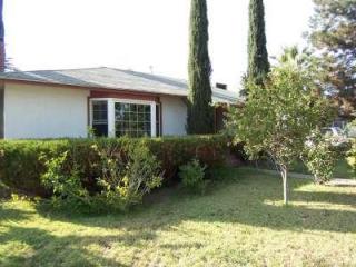 1607 Delno Ave, Fresno, CA 93705-5015